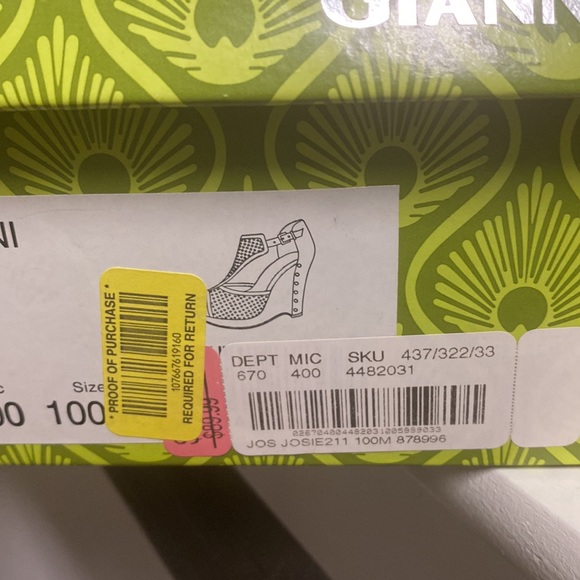 Gianni Bini Brown Sandals size 10 - Picture 4 of 4